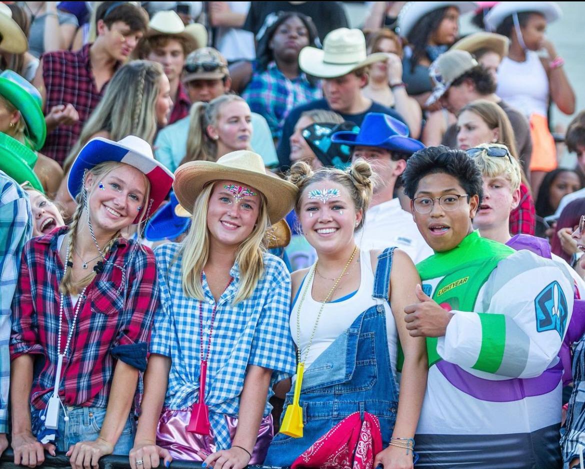 The War Eagles Show Off Their School Spirit